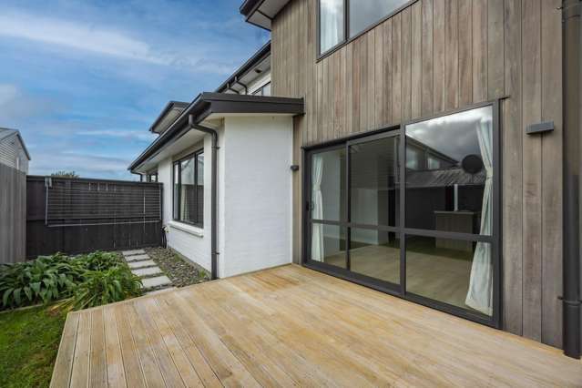 6 Henry Lloyd Place Silverdale_4
