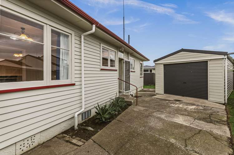 15 Devon Street Taradale_13