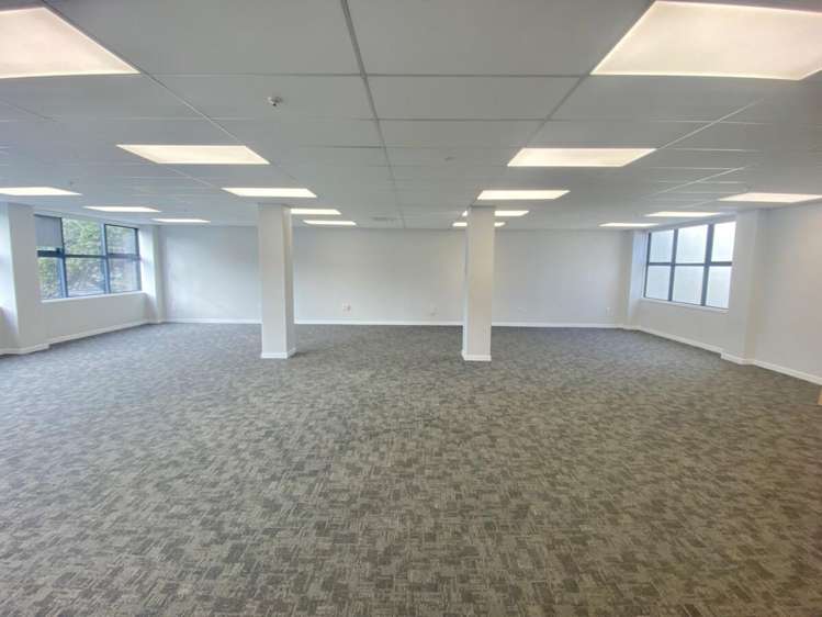 6 Herschell Street Napier South_11