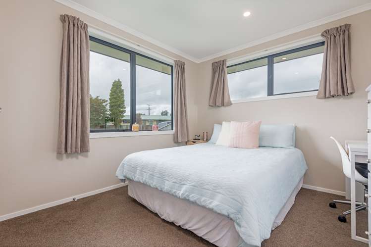 26 Pitt Street Pahiatua_12