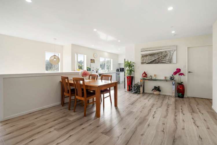 23a Derwent Crescent Titirangi_3