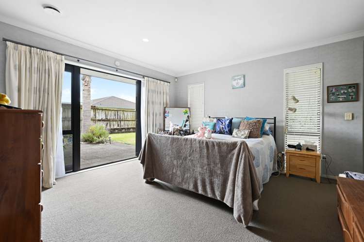 10 Somerton Drive Huntington_8