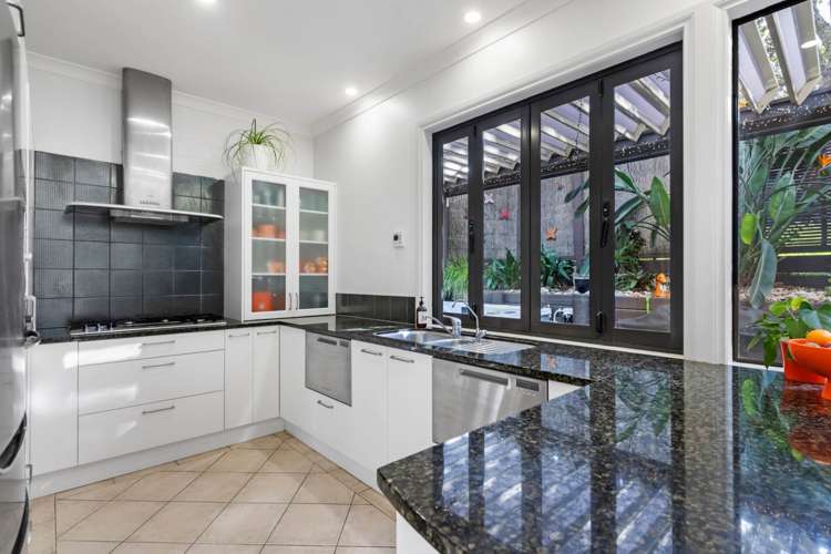 5A Montrose Terrace Mairangi Bay_10