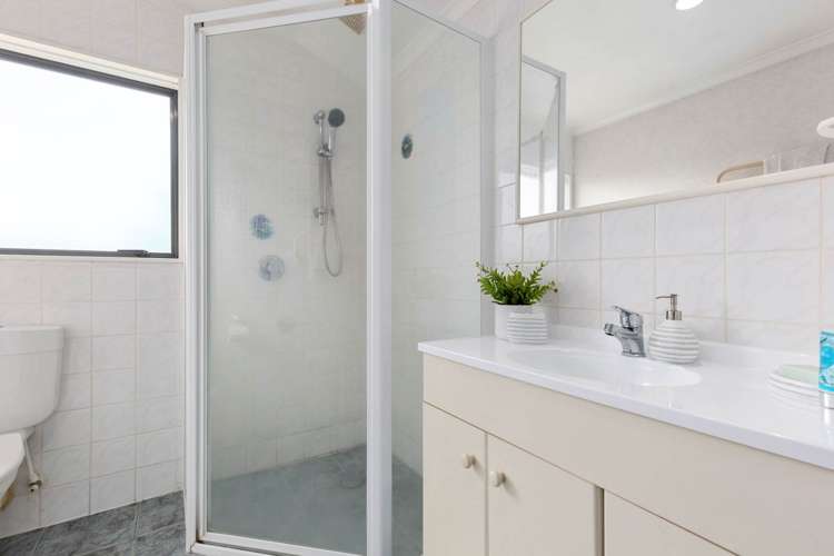 7 Trossach Place Wattle Downs_8