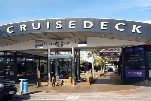 Prime 55sqm Retail Or Office options unit 2B