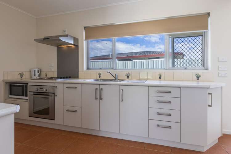 1/11 Church Road Taradale_1