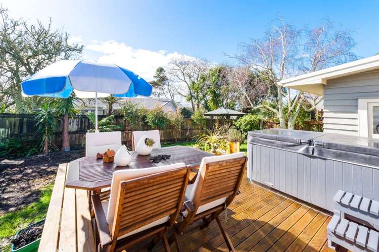 6 Ingleby Place Kelston_0