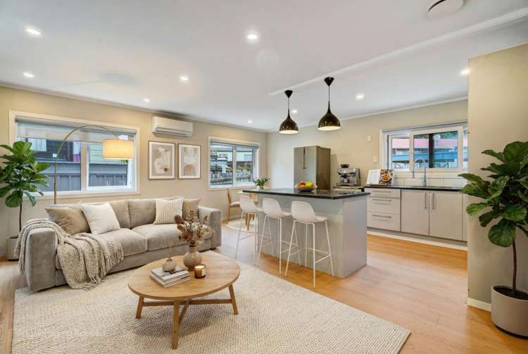 5/17A Idesia Place Totara Heights_2