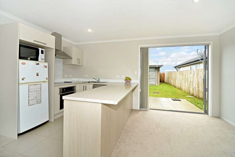 9 Kaki Lane Takanini_13