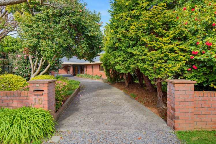 10 Karaka Grove_1