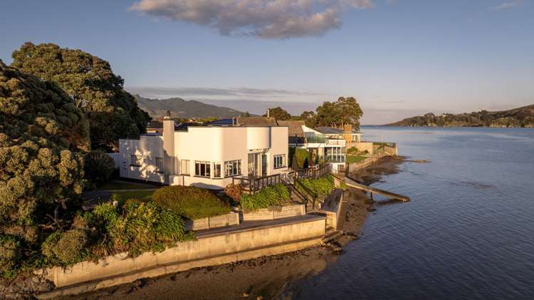 78 Wallis Street Raglan_45