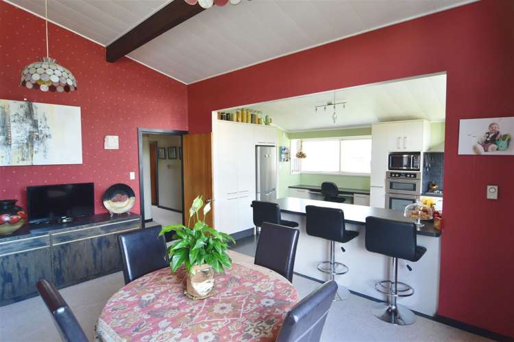 76 Racecourse Road Sockburn_28