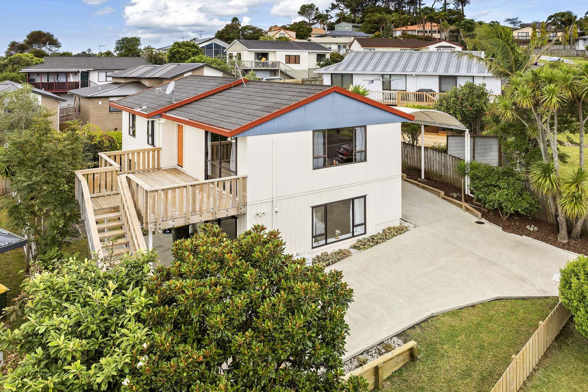 2/2 Grenadine Place Unsworth Heights_0