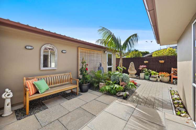 3 Pounamu Place Shelly Park_38