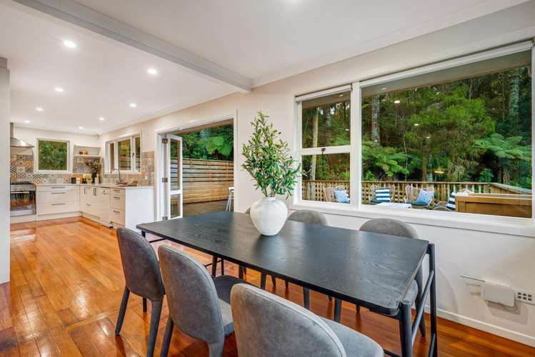 208 Forest Hill Road Waiatarua_6