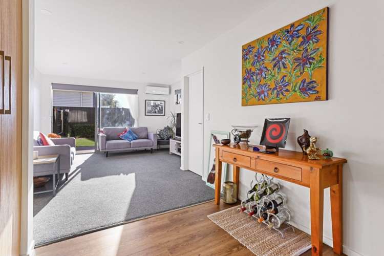 11/101 Mackworth Street_3