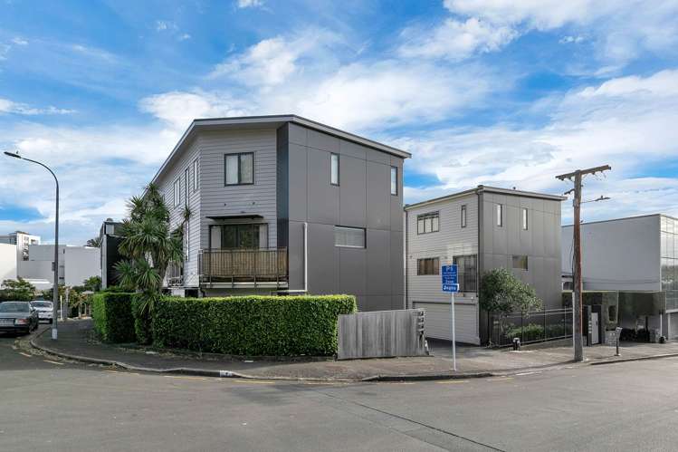 2/34 Ireland Street Freemans Bay_16