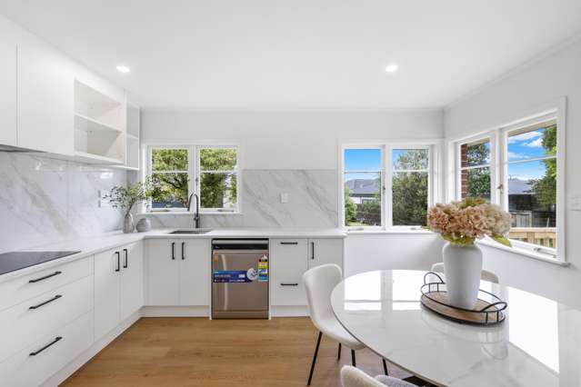 8 Malcolm Place Mangere East_4