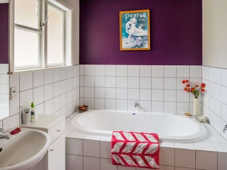 8 Kiriwai Road Paremata_11