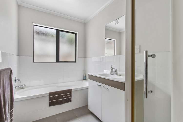 13 Mandival Avenue Flat Bush_9