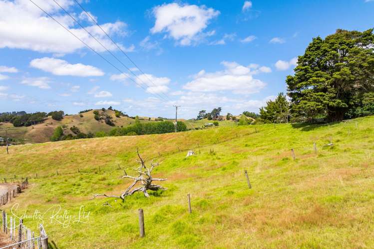 1820 State Highway 12 Paparoa_48