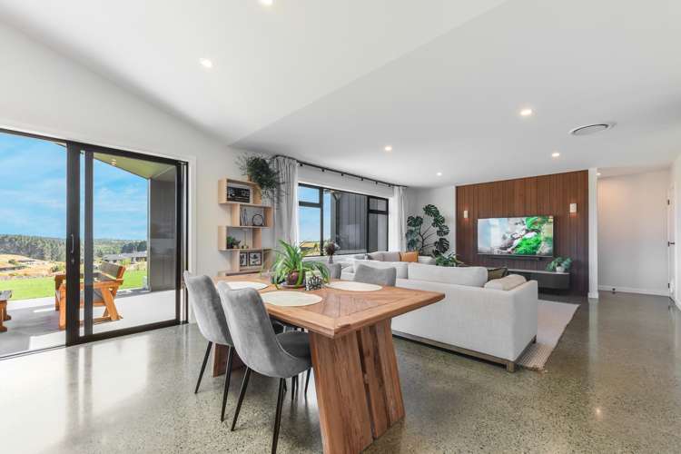 123 Redvale Road Redwood Valley_7