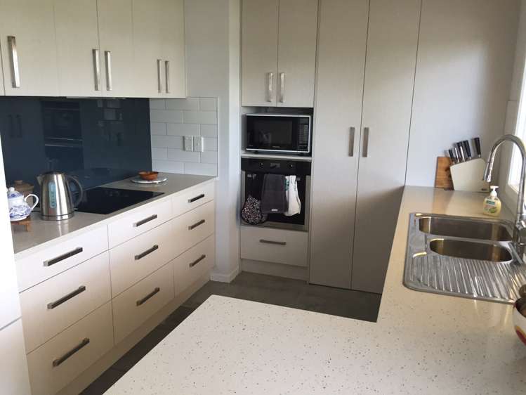 36 Bernina Place Manurewa_5