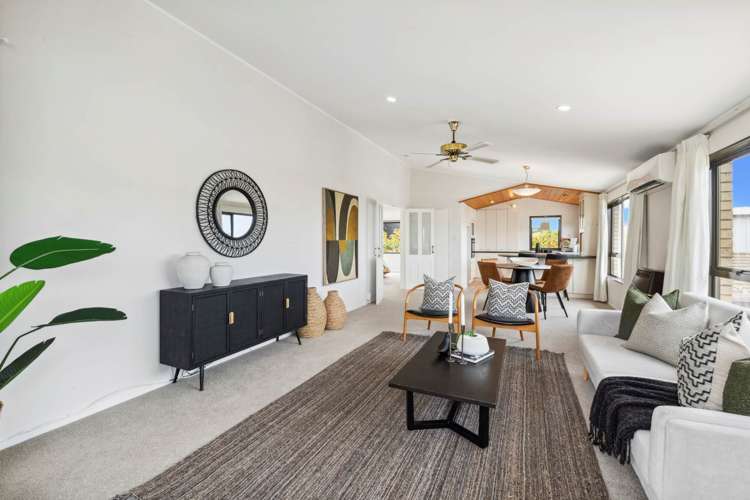 2/2 Marama Street Castor Bay_4