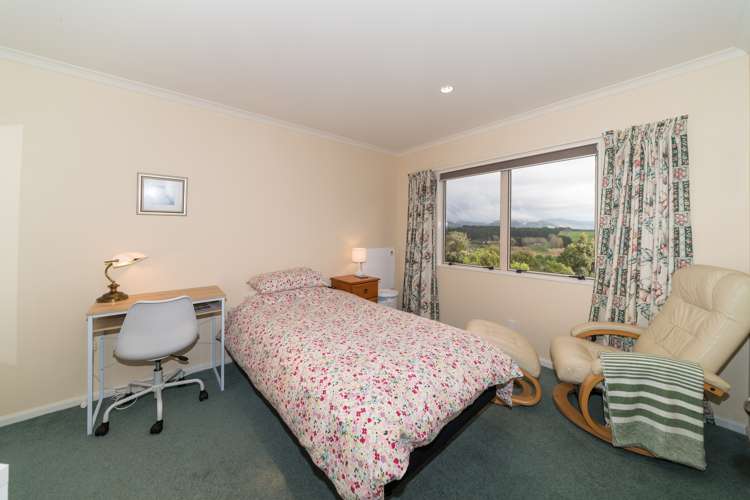 50 Pacific Drive Fitzherbert_8