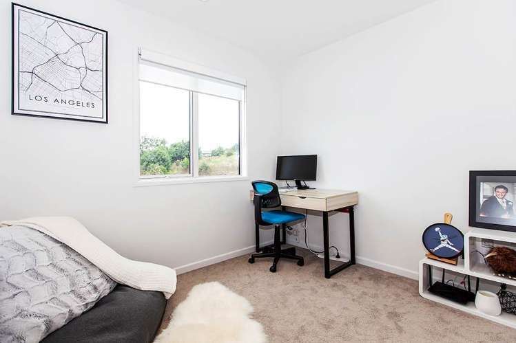 5 Kaihua Terrace Mangere Bridge_11