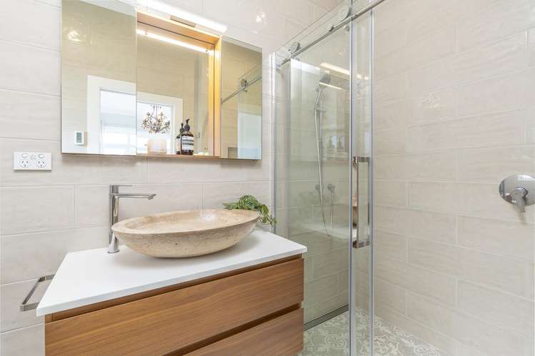 59 Peary Road Mount Eden_14