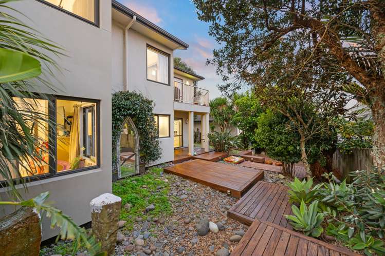 63 San Valentino Drive Henderson_25