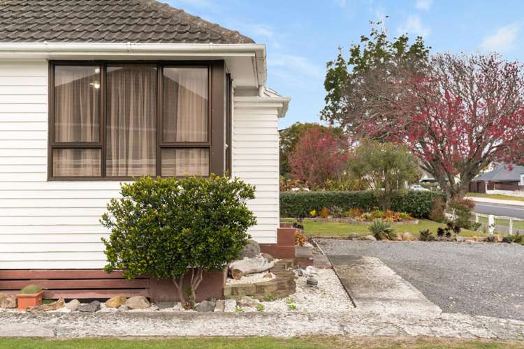 29 Twentythird Avenue Gate Pa_15