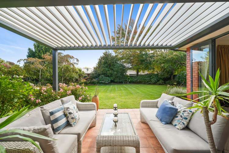 14 Regents Park Drive Casebrook_28