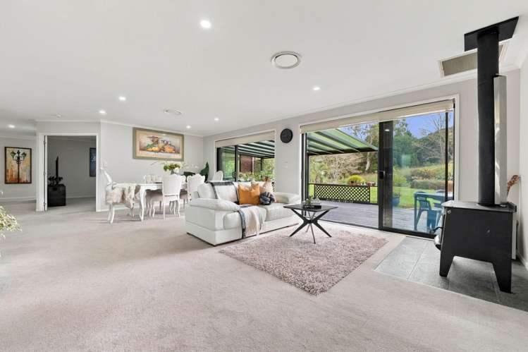 29 Whangaparaoa Road Red Beach_12