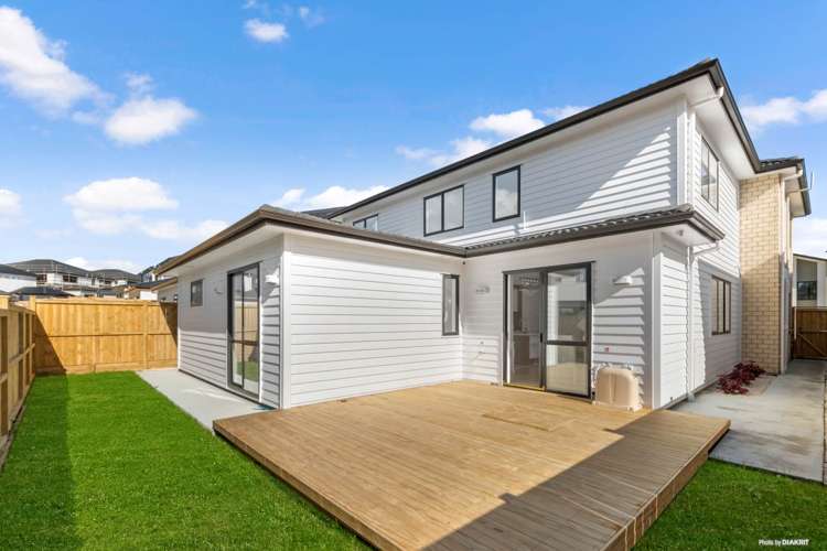 6 Tullymore Drive Flat Bush_14