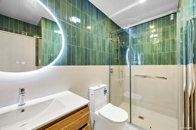 11A Rene Place Sunnyhills_14