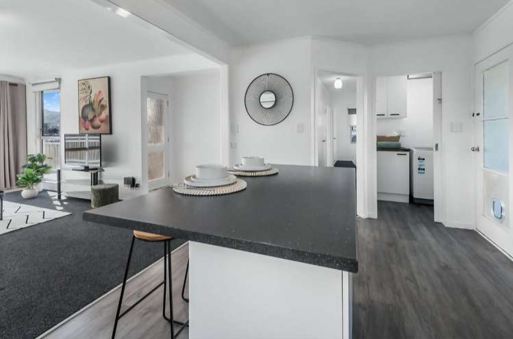 10 Raewyn Street Morningside_3