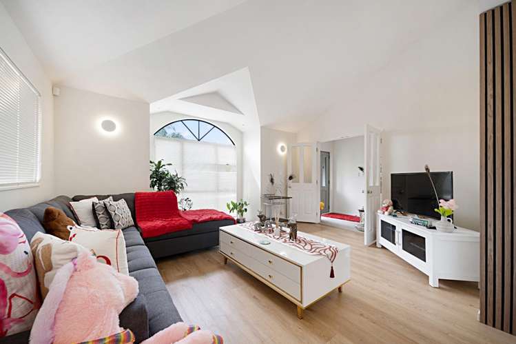 4 San Ambrosio Rise 11401_6