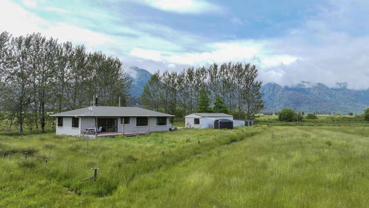 Station Road and Hodgkinson Road Inchbonnie_22