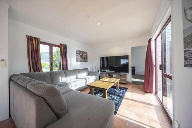 13 View Street Manapouri_4