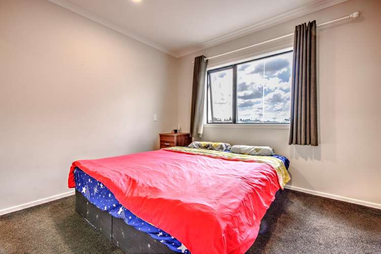 2/54 Carrington Avenue Hillcrest_4