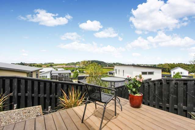 6 Knoll Rise Pukekohe_1