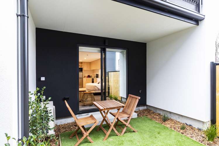 1/75 Ferry Road Christchurch Central_9