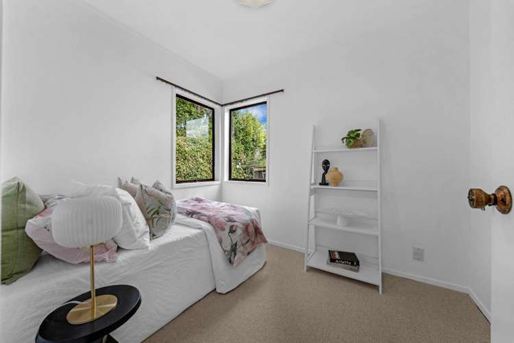 2/15 Micawber Place Mellons Bay_16