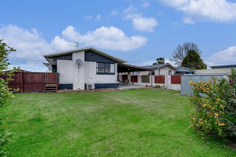 8 Margaret Place Deanwell_16