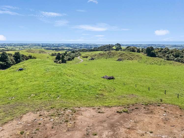 2784 Carrington Road Okato_1