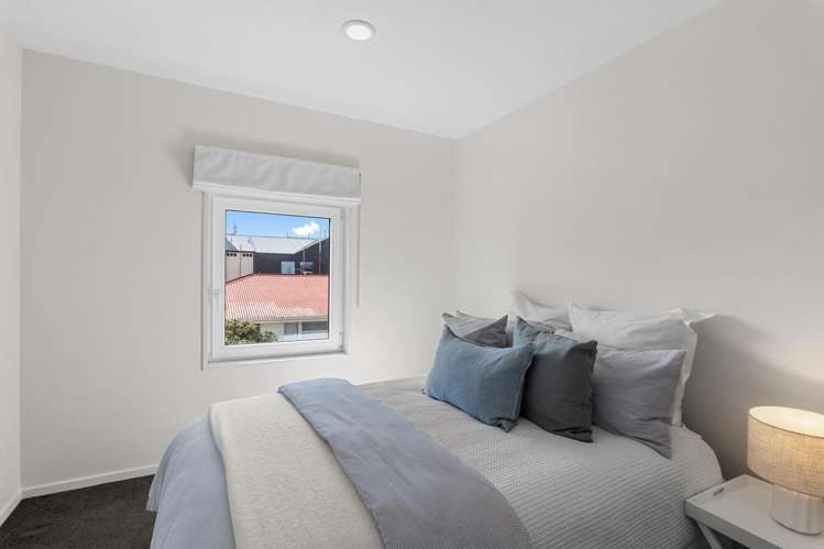 1/6 Feilding Street Addington_14