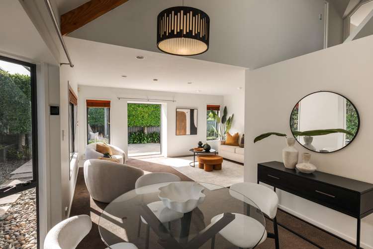 15B La Roche Place Northcote_8