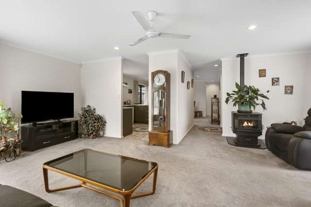 41 Village Park Drive Welcome Bay_3